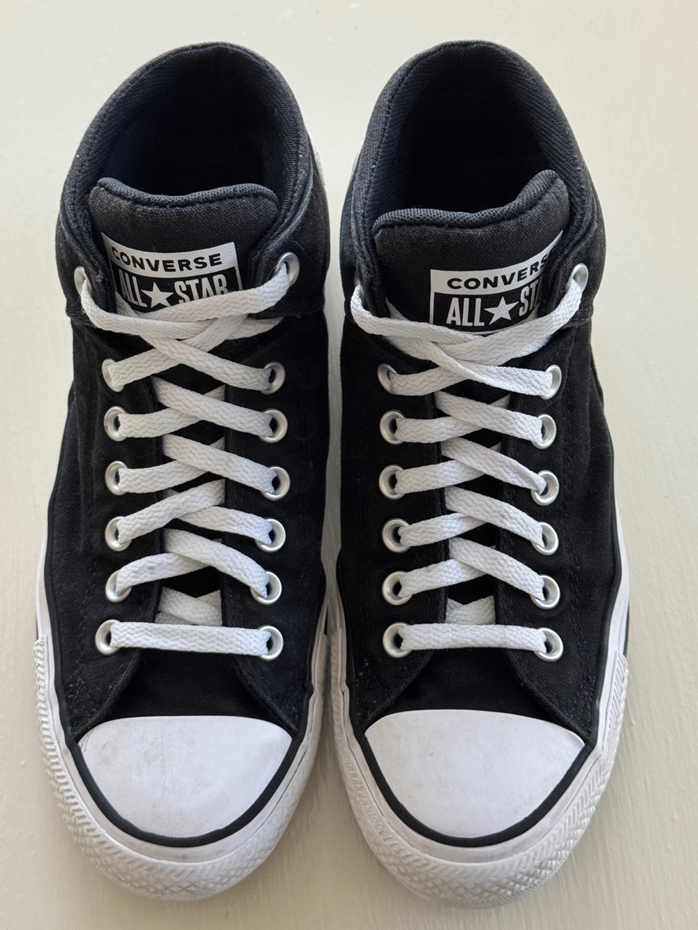 Converse Chuck Taylor All Star High Street Mid Top Casual Sneakers M/8 - W/10